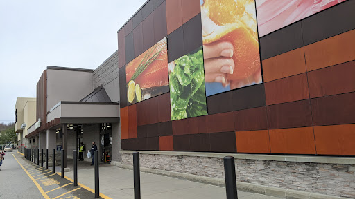 Supermarket «Market 32», reviews and photos, 990 Torringford St, Torrington, CT 06790, USA