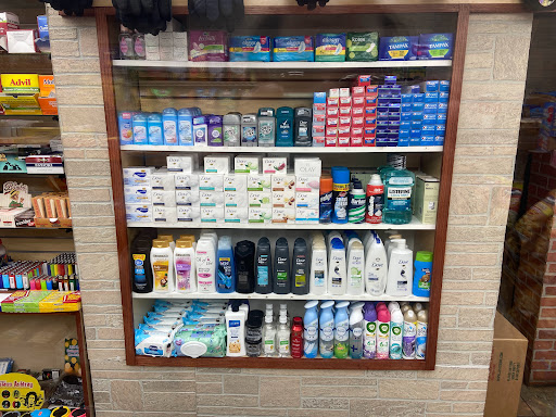 Grocery Store «A-G Market», reviews and photos, 807 Maplewood Ave, Bridgeport, CT 06605, USA