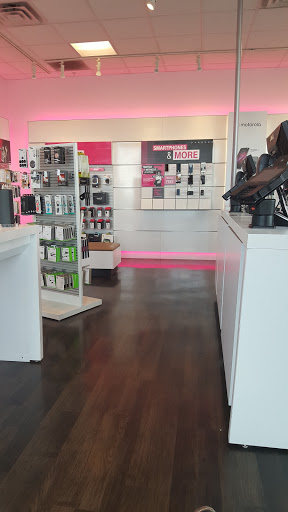 Cell Phone Store «T-Mobile», reviews and photos, 4203 Harrison Blvd, Ogden, UT 84403, USA
