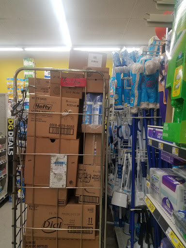 Discount Store «Dollar General», reviews and photos, 103 E Belt Line Rd, Cedar Hill, TX 75104, USA