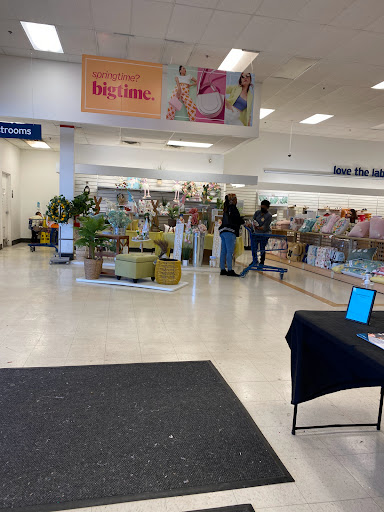 Department Store «Marshalls», reviews and photos, 250 Zan Rd, Charlottesville, VA 22901, USA