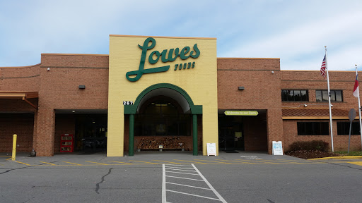 Grocery Store «Lowes Foods of Boone», reviews and photos, 267 New Market Centre, Boone, NC 28607, USA