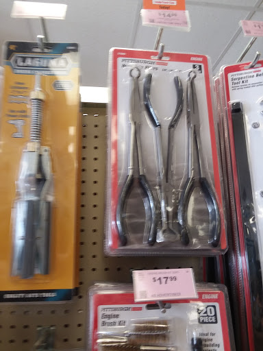 Hardware Store «Harbor Freight Tools», reviews and photos, 2160 S Sheridan Rd, Tulsa, OK 74129, USA