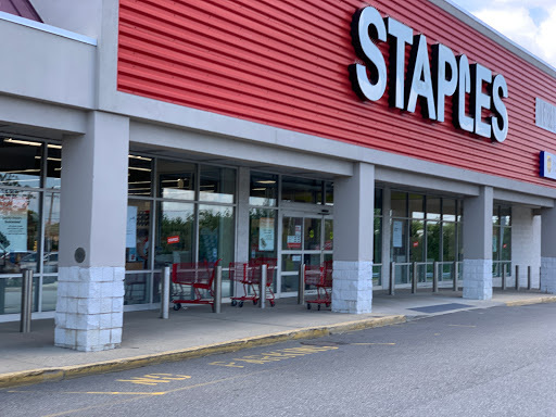 Office Supply Store «Staples», reviews and photos, 1080 Old Country Rd, Westbury, NY 11590, USA