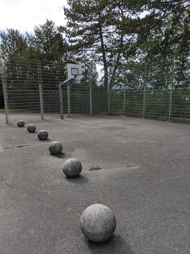 Basketball Korb / Fussball Tor