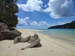 Foto von Chong Khat Bay Strand mit sehr sauber Sauberkeitsgrad