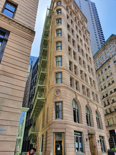 Liquor Store «Federal Wine & Spirits», reviews and photos, 29 State St, Boston, MA 02109, USA