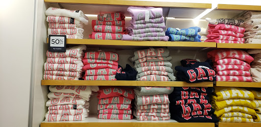 Outlet Store «Tanger Outlet Blowing Rock», reviews and photos, 278 Shoppes on the Parkway Rd, Blowing Rock, NC 28605, USA