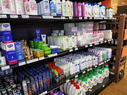 Grocery Store «Malincho Euro Market & Prestige Liquor», reviews and photos, 1475 Lee St, Des Plaines, IL 60018, USA