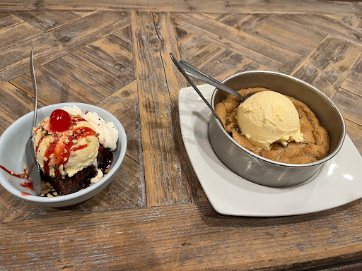 Wedding Bakery «THE CHOCOLATE a dessert cafe», reviews and photos, 212 State St, Orem, UT 84058, USA