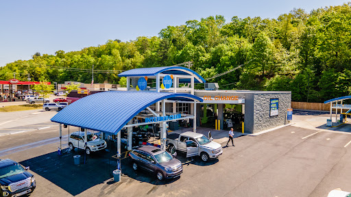 Splash Carwash & 10-Minute Oil Change en North Little Rock