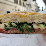 Photo n°1 de l'avis de VitocheOsserva. fait le 02/05/2023 à 10:40 sur le  Forno Becagli à Florence