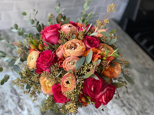 Florist «Roma Florist. free deliver purchase online. Www.romaflorist.com», reviews and photos, 11 Davis St, Oakville, CT 06779, USA