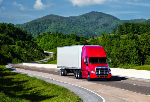 Truck Dealer «Peach State Freightliner Jefferson», reviews and photos, 1755 Dry Pond Rd, Jefferson, GA 30549, USA