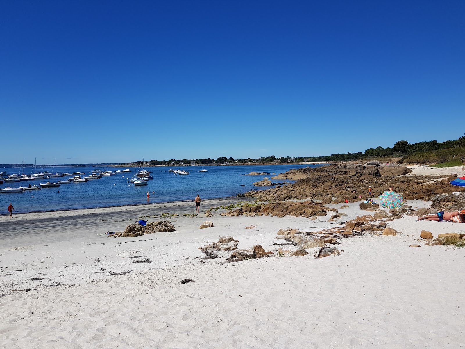 Plage de Pouldohan'in fotoğrafı geniş ile birlikte