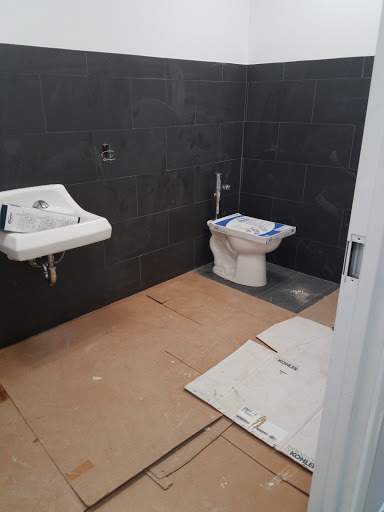 Auto Body Shop «Classic Collision of Sandy Springs», reviews and photos, 7475 Roswell Rd, Sandy Springs, GA 30328, USA