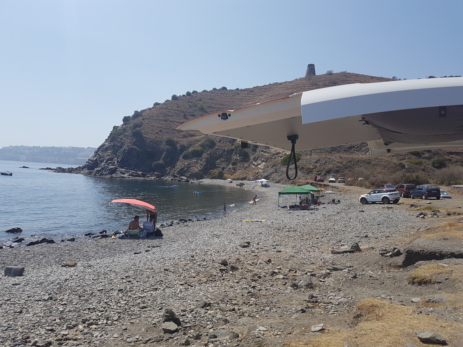 Φωτογραφία του Playa Barranco de Enmedio με ευρύχωρος κόλπος
