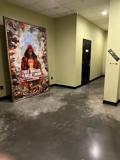 Movie Theater «Williamsburg Cinemas», reviews and photos, 217 Grand St, Brooklyn, NY 11211, USA