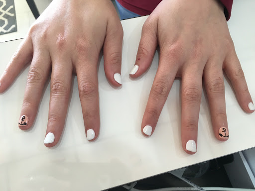 Beverly Nails Spa