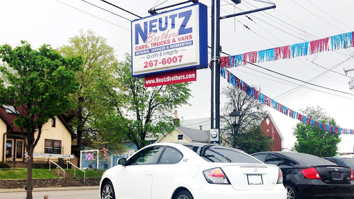 Used Car Dealer «Neutz Brothers Cars,Trucks & Vans», reviews and photos, 10404 Watterson Trail, Jeffersontown, KY 40299, USA