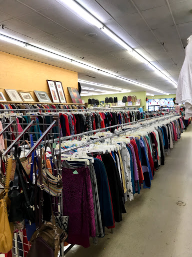 Thrift Store «Family Thrift Store», reviews and photos, 2012 W Newport Pike, Wilmington, DE 19804, USA