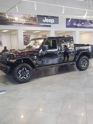 Car Dealer «Heritage Chrysler Dodge Jeep RAM Owings Mills», reviews and photos, 11212 Reisterstown Rd, Owings Mills, MD 21117, USA