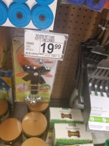 Pet Supply Store «Unleashed by Petco», reviews and photos, 13685 Connecticut Ave #11, Aspen Hill, MD 20906, USA