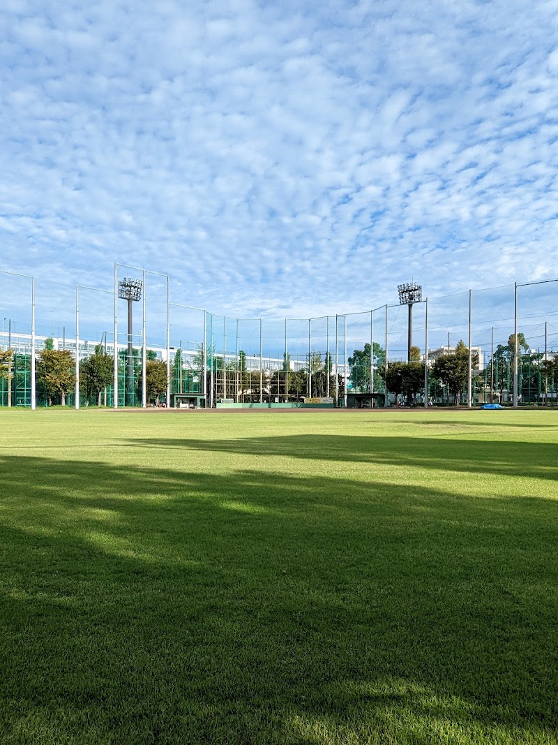 名島運動公園野球場