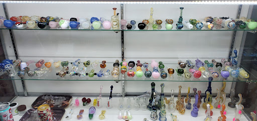 Vaporizer Store «High Life Smoke Shop», reviews and photos, 222 W Broad St, Statesville, NC 28677, USA