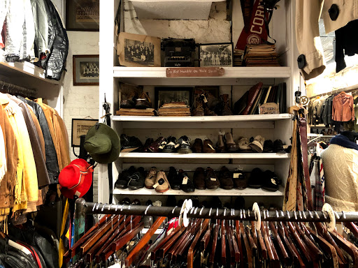 Vintage Clothing Store «10 ft Single by Stella Dallas», reviews and photos, 285 N 6th St, Brooklyn, NY 11211, USA