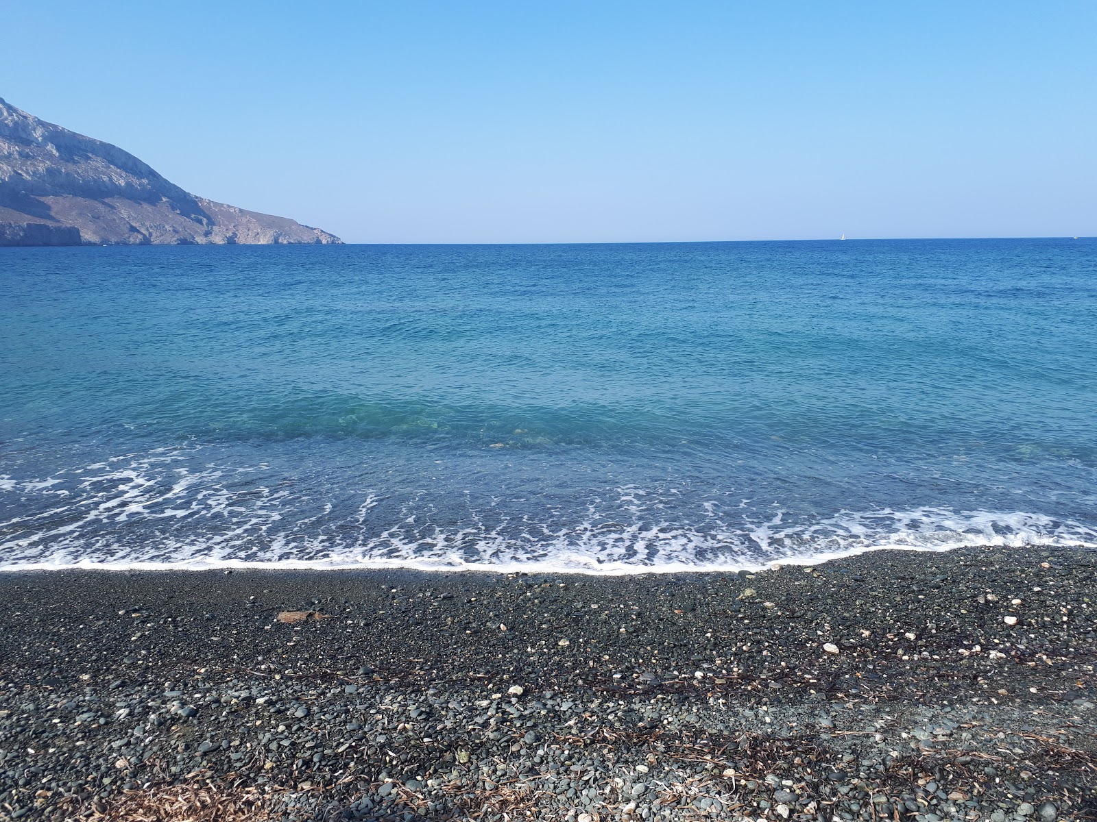 Photo of Platis Yialos beach with turquoise pure water surface