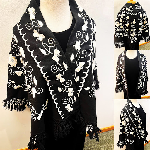 Boutique «Everchanging Seasons Consignment Boutique», reviews and photos, 710 Forest Ave, Portland, ME 04103, USA