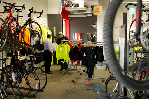Bicycle Store «Phat Tire Bike Shop», reviews and photos, 9708 Riverside Pkwy Suite A, Tulsa, OK 74137, USA