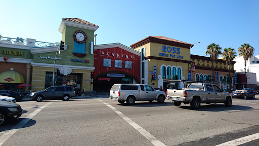 Shopping Mall «Brentwood Place Shopping Center», reviews and photos, 12019 Wilshire Blvd, Los Angeles, CA 90049, USA