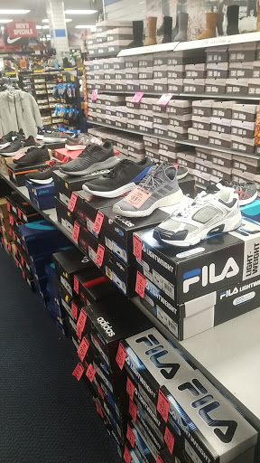 Sporting Goods Store «Big 5 Sporting Goods», reviews and photos, 705 E Birch St, Brea, CA 92821, USA