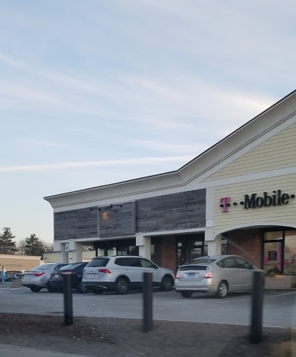 Cell Phone Store «T-Mobile», reviews and photos, 80 Boston Turnpike, Shrewsbury, MA 01545, USA