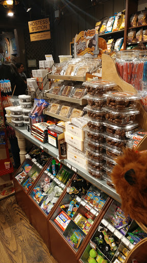 American Restaurant «Cracker Barrel Old Country Store», reviews and photos, 350 W 120th Ave, Northglenn, CO 80234, USA