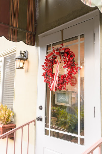 Hair Salon «D & H Hair Salon», reviews and photos, D & H Hair Salon, 14531 Big Basin Way, Saratoga, CA 95070, USA