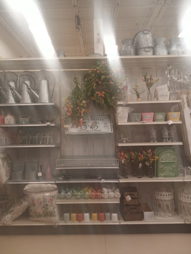 Craft Store «Michaels», reviews and photos, 180 S Mannheim Rd, Hillside, IL 60162, USA