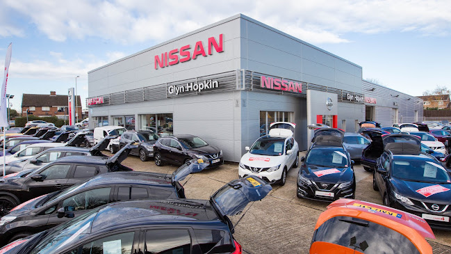 Comments and reviews of Glyn Hopkin Nissan Bedford