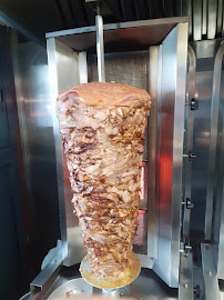 Kebab du Restaurant turc Grillades-Kebab Sandwichs-Chicken Planète Istanbul Spécialités Turques à Champigny-sur-Marne - n°8