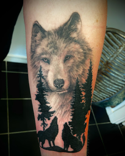 Tattoo Shop «Tattoo Voodoo», reviews and photos, 50 Raymond Ave #2, Poughkeepsie, NY 12603, USA