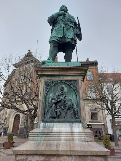 Statue af Niels Ebbesen