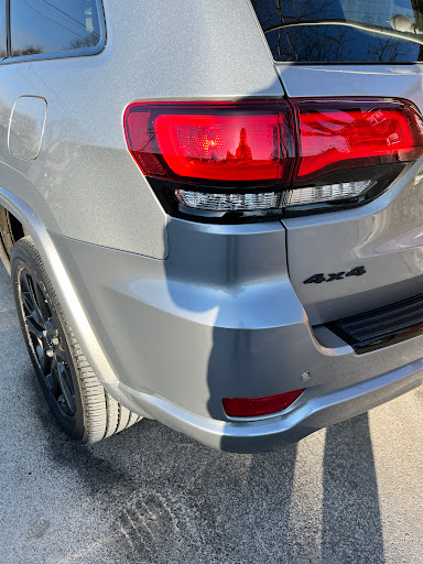 Auto Repair Shop «Cosmetic Auto Trim & Glass Incorporated», reviews and photos, 6166 N Northwest Hwy, Chicago, IL 60631, USA