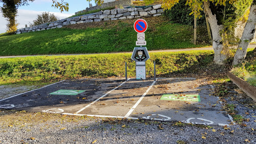 Borne de recharge de véhicules électriques Réseau eborn Station de recharge Saint-Paul-en-Chablais