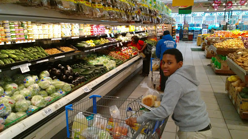 Supermarket «Superfresh», reviews and photos, 471 Lyons Ave, Irvington, NJ 07111, USA