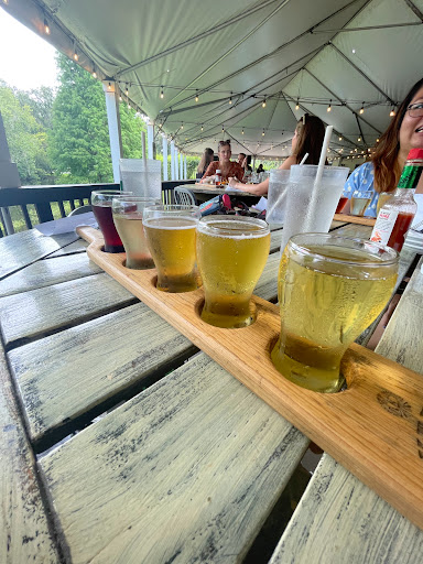 Winery «Keel and Curley Winery», reviews and photos, 5210 Thonotosassa Rd, Plant City, FL 33565, USA