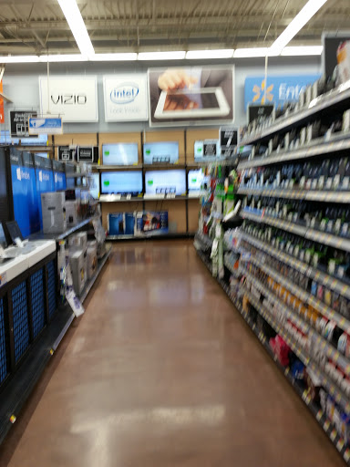 Department Store «Walmart Supercenter», reviews and photos, 35 Plaza Dr, Tamaqua, PA 18252, USA