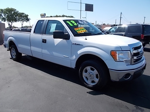 Car Dealer «Sunset Car Company», reviews and photos, 1201 N Harbor Blvd, Santa Ana, CA 92703, USA