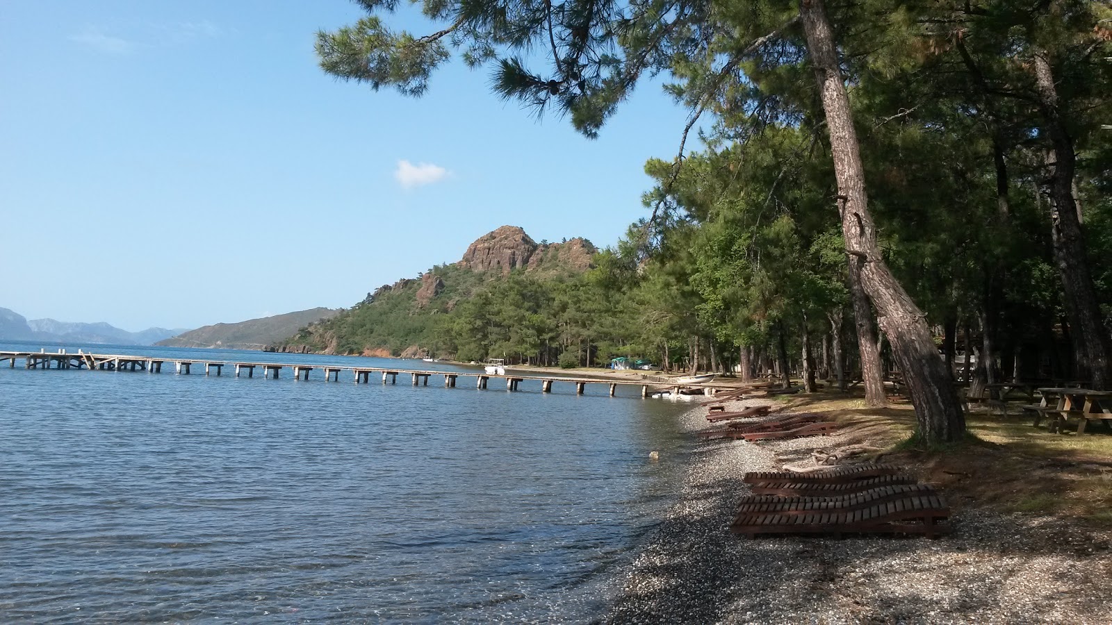Zdjęcie Cubucak Camp beach z proste i długie
